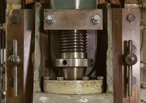 安全・高性能なチェーンブロックの選び方とレンタルサービスのポイント